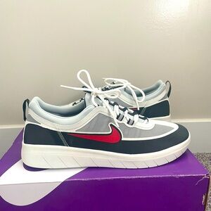 Brand New Nike SB NY JAH FREE 2 SIZE 11